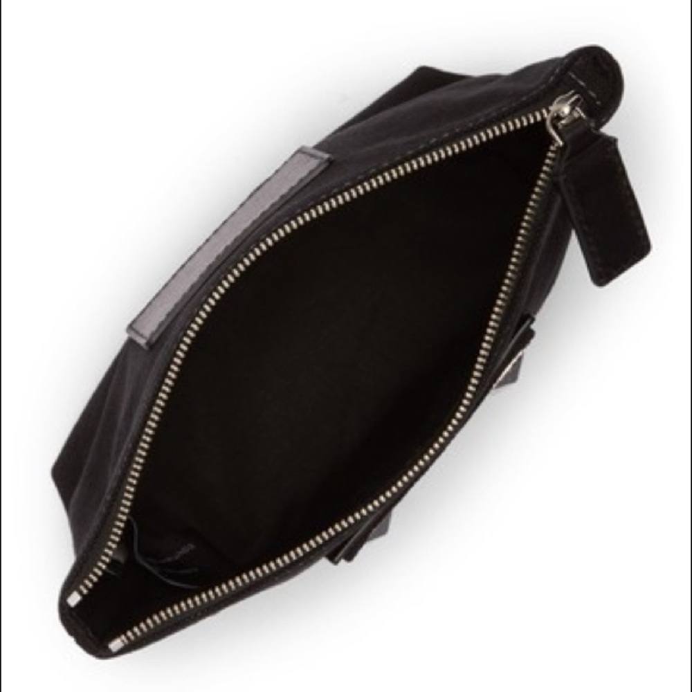 Marc Jacobs Cosmetic Case Black Canvas Women’s Travel New - Picture 3 of 3